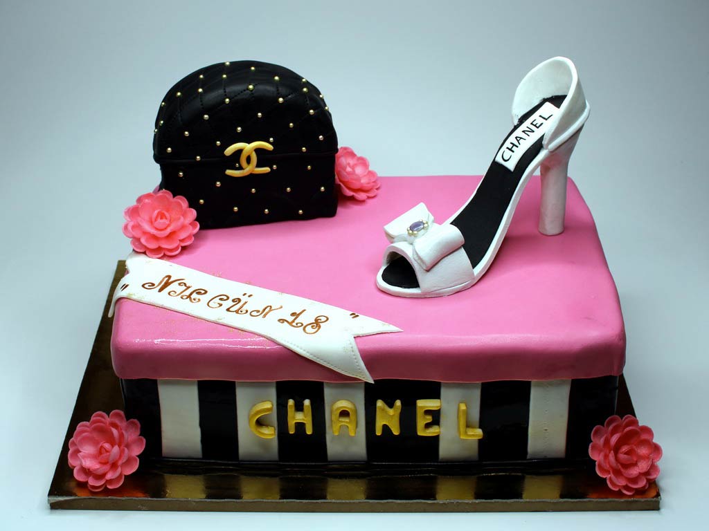 Торт на день рождения девушке 20 лет. Торт для девушки. Торт на день рождения девушке. Торт на день рождения девочке 20 лет.