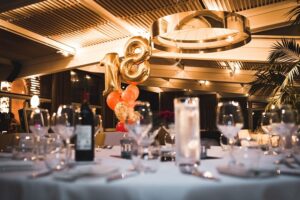 Organizzare una festa per un diciottesimo originale